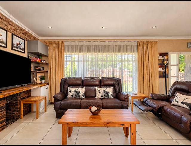 4 BEDROOM HOUSE FOR SALE IN RISIVILLE